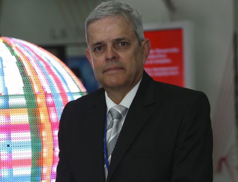 WEBLarrazábal