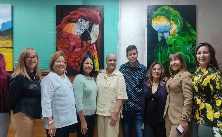 “Guayana Creativa, dejando huellas” inicia exposición con 25 obras artísticas (5)