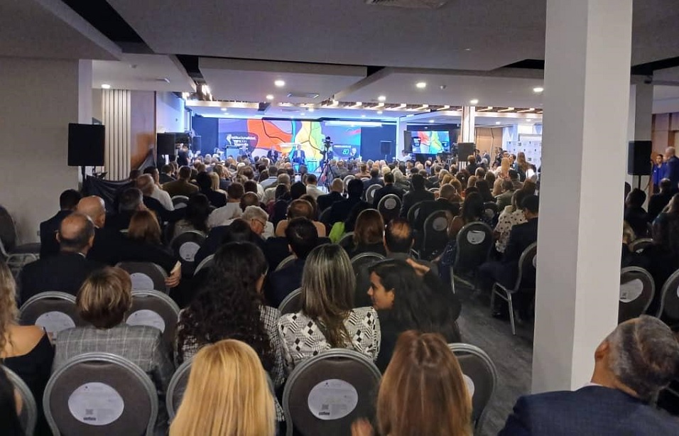 Creación de Unidad de Negocios Binacional, dinamizaría sectores productivos de la región andina